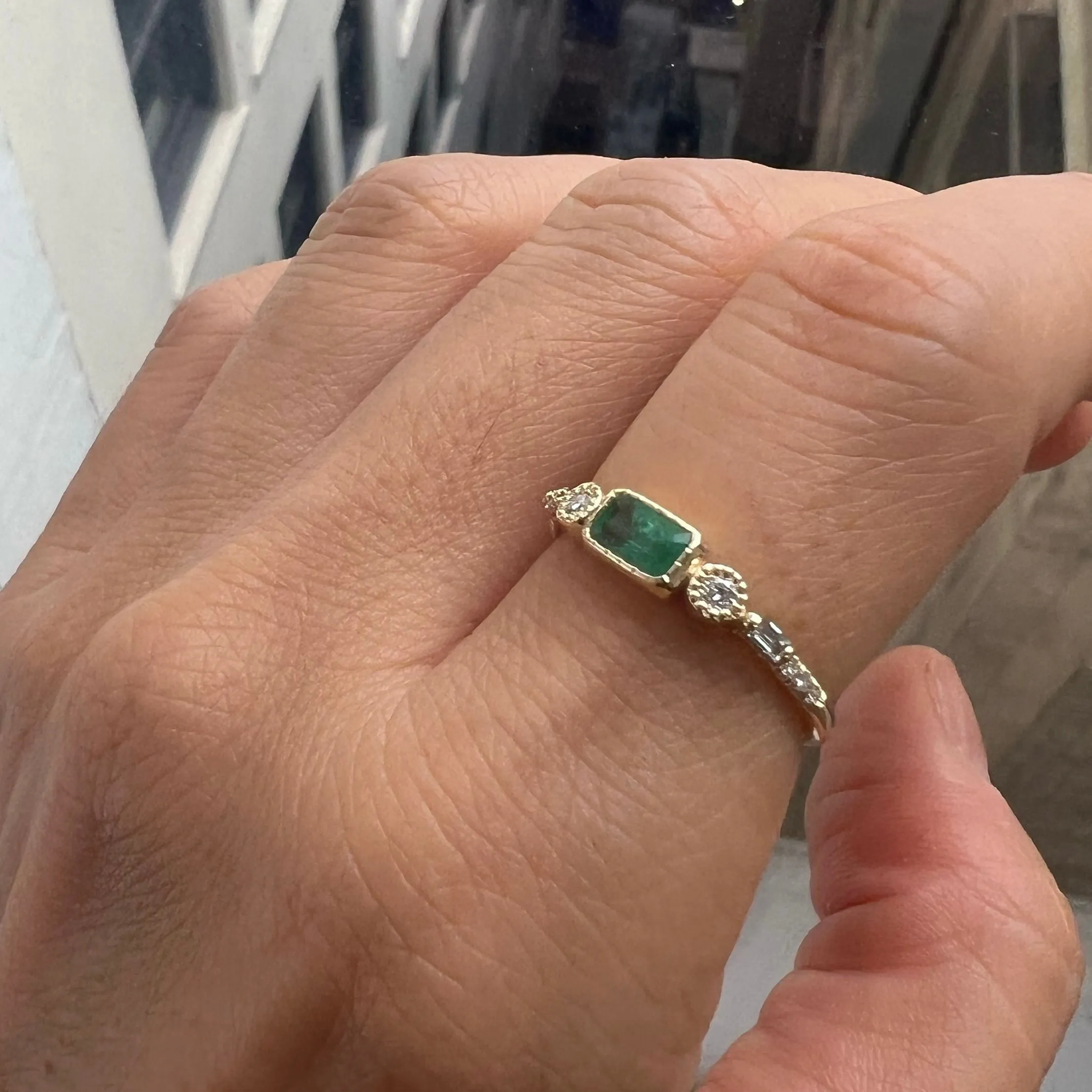 Emerald Evoke Ring