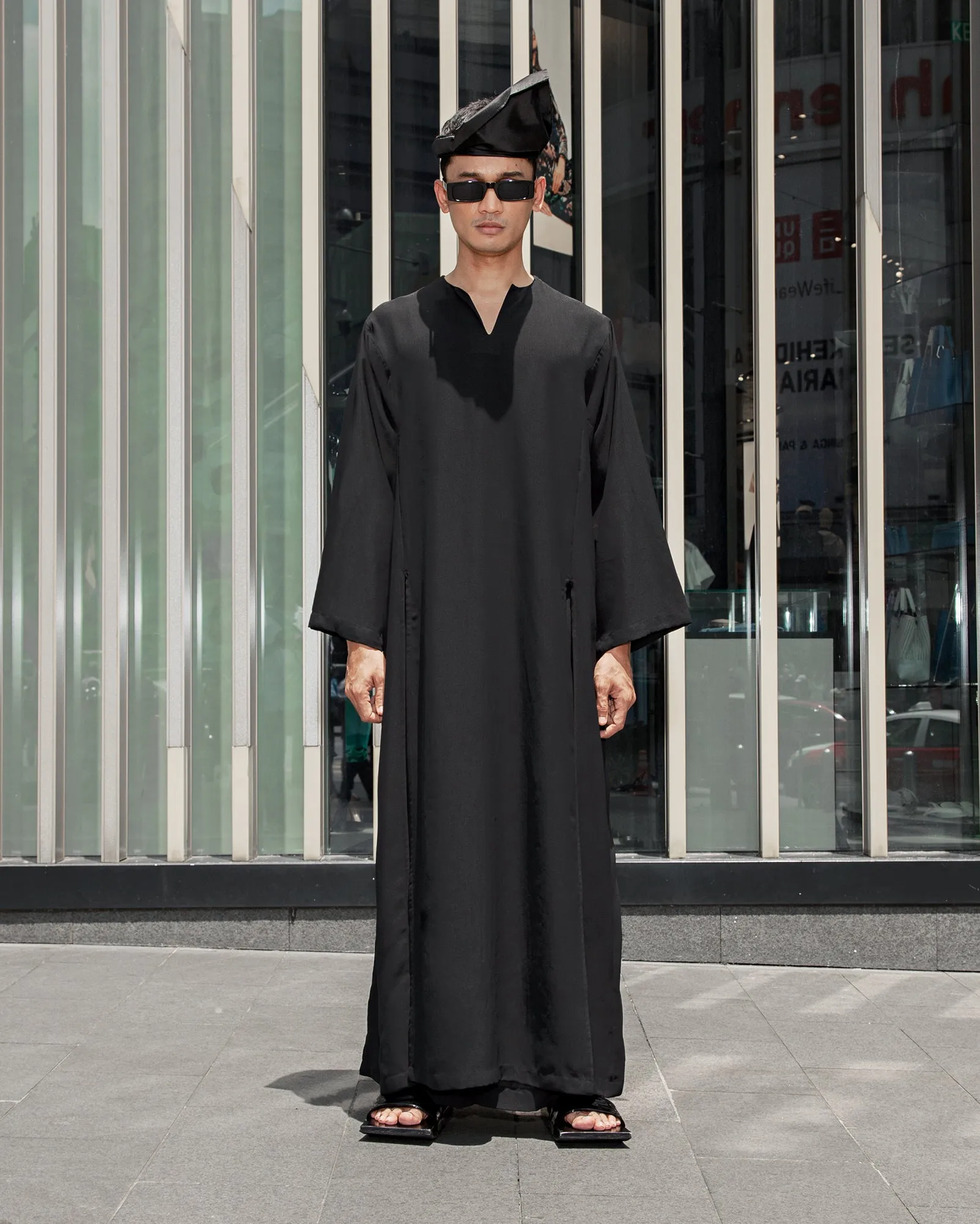 Jubah Slit Labuh (Black)